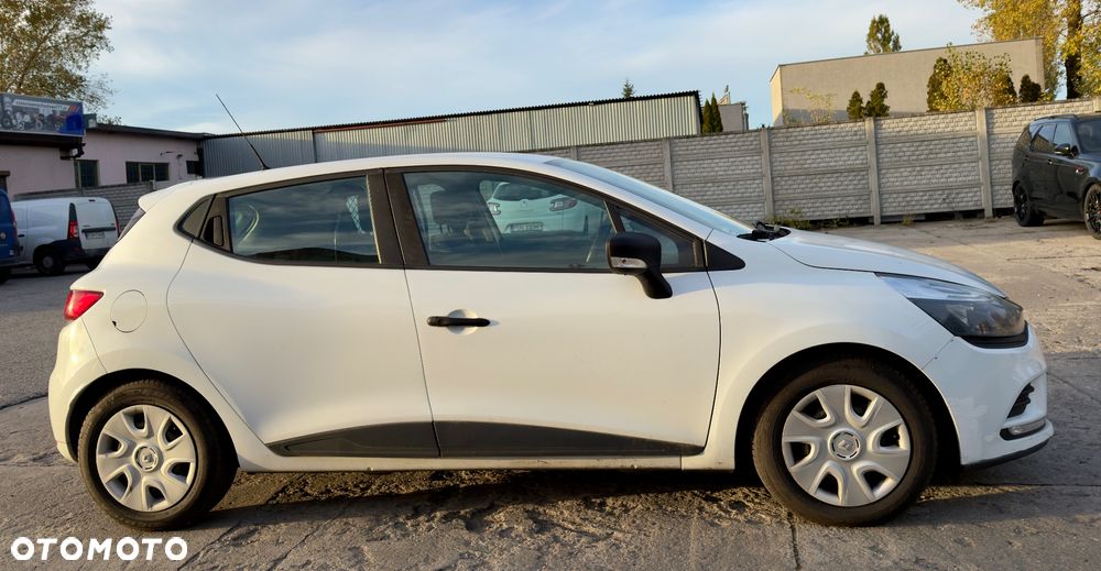 Renault Clio 1.2 16V Life - 3