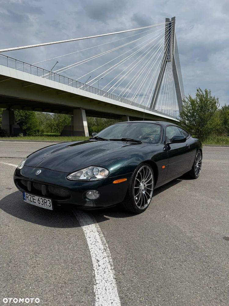 Jaguar XK - 2