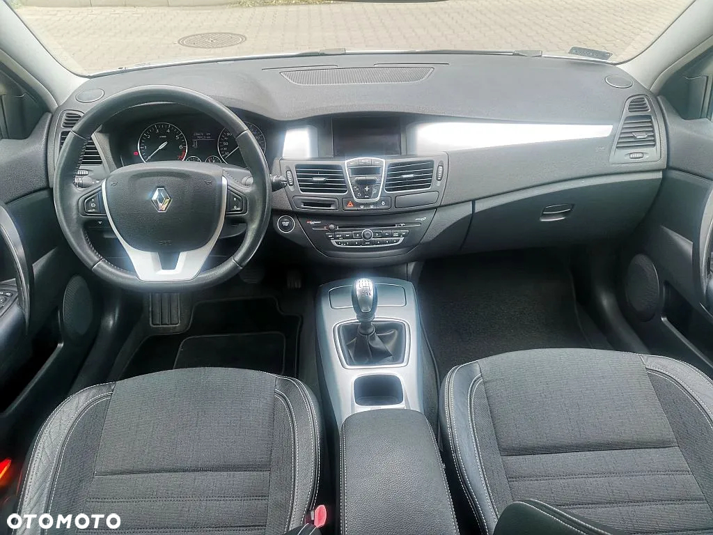 Renault Laguna - 8