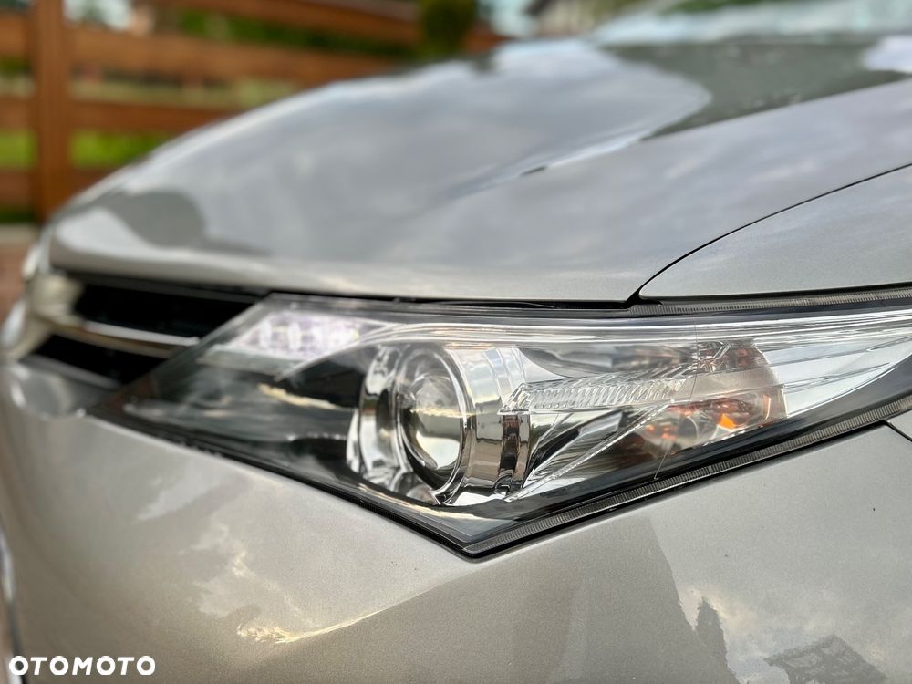 Toyota Auris - 8
