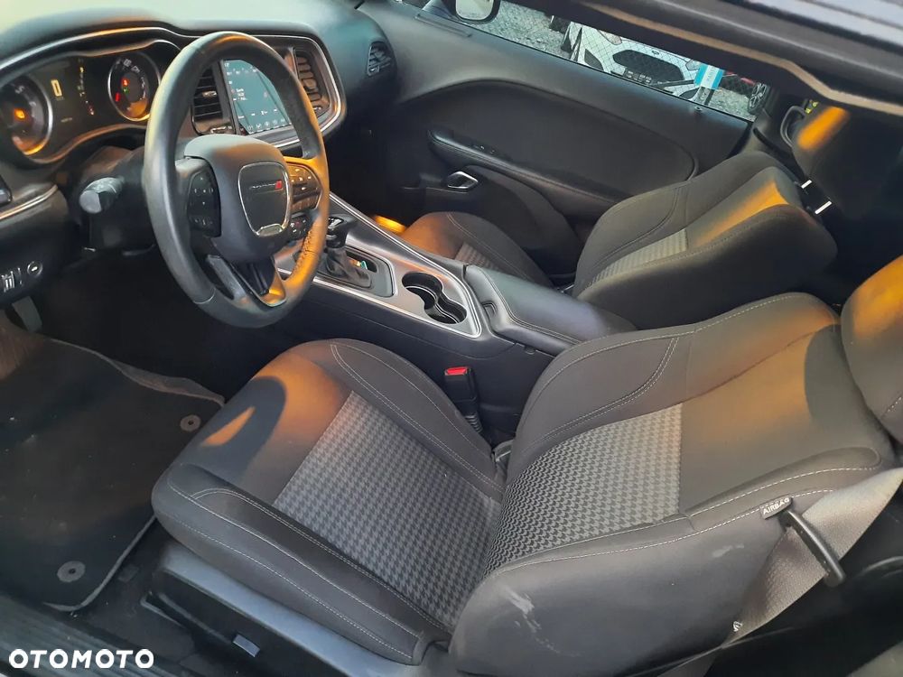 Dodge Challenger 3.6 SXT - 19