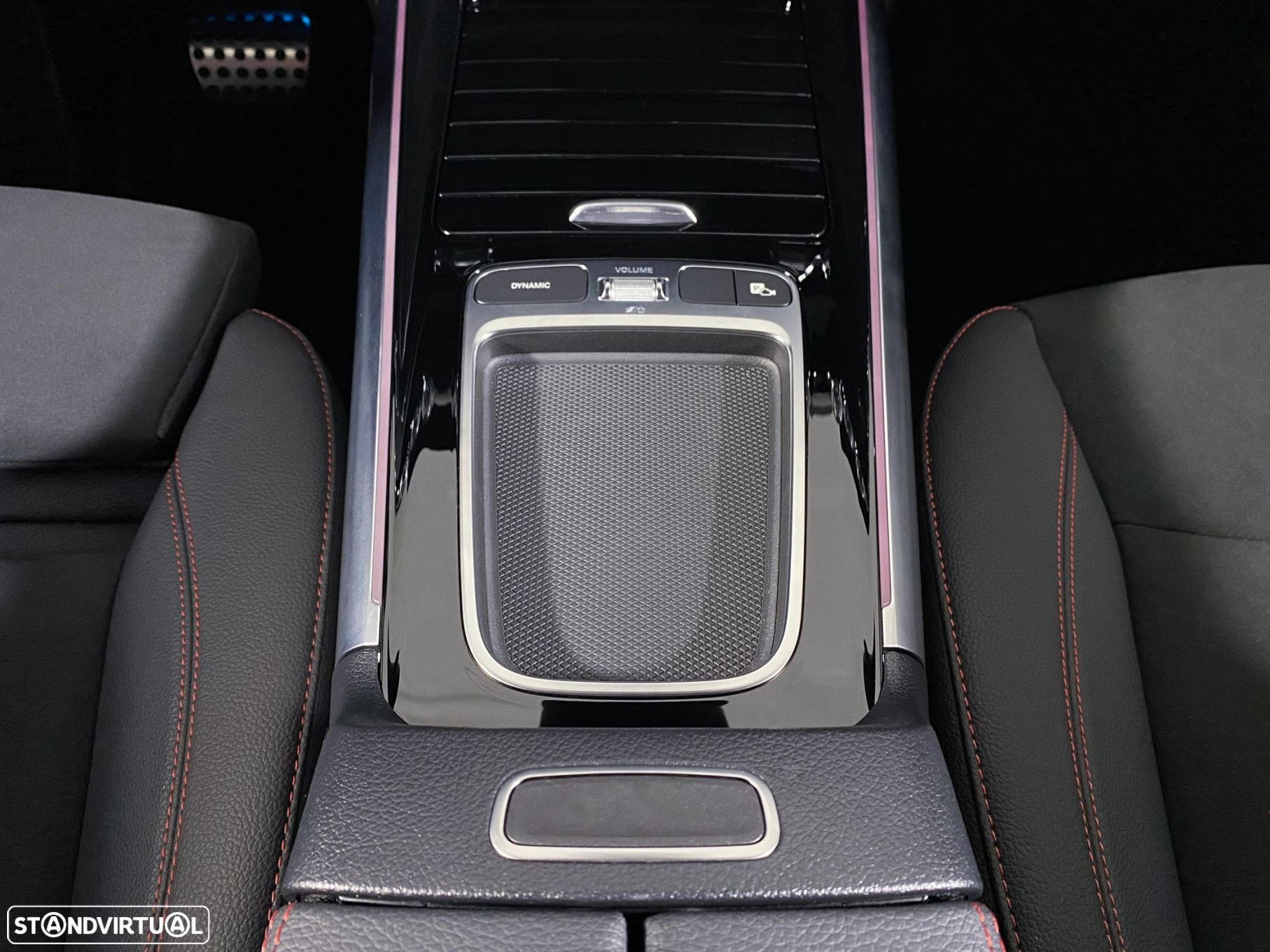 Mercedes-Benz EQA 250+ AMG Line - 17
