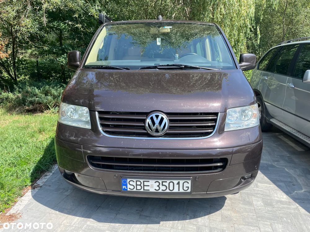Volkswagen Multivan - 11