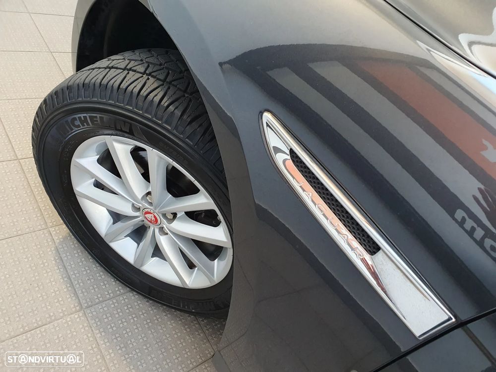 Jaguar F-Pace 2.0 i4D Pure Aut. - 20
