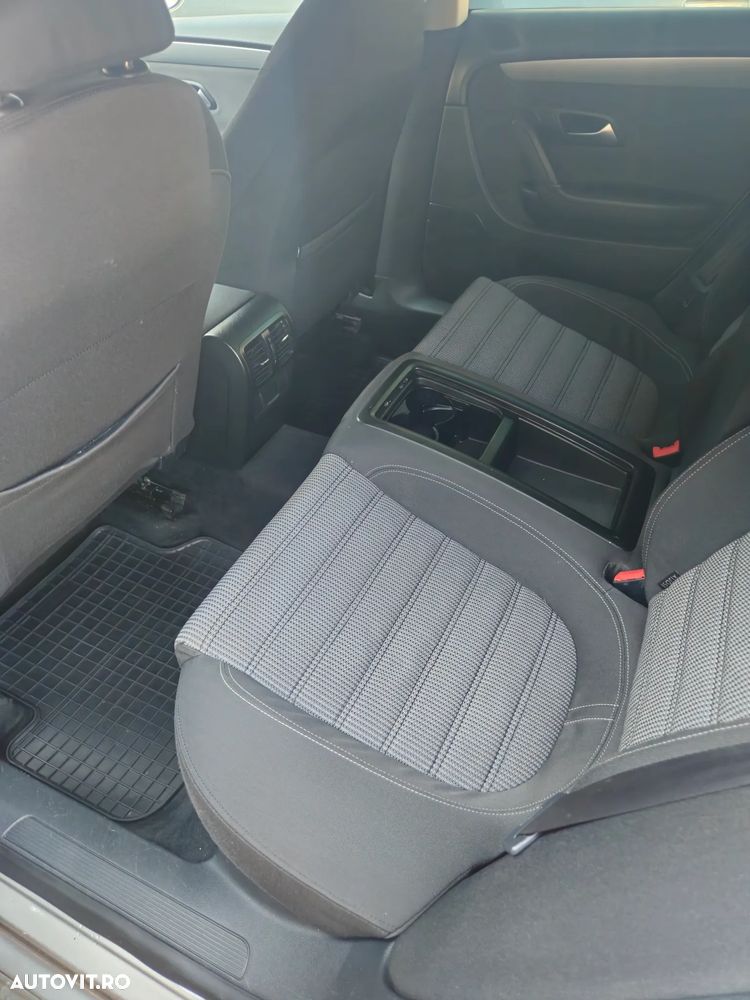 Volkswagen Passat CC - 13