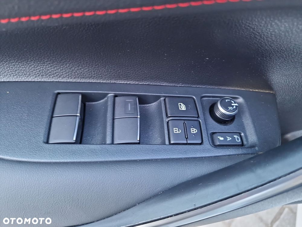 Toyota Corolla 1.8 Hybrid GR Sport - 15