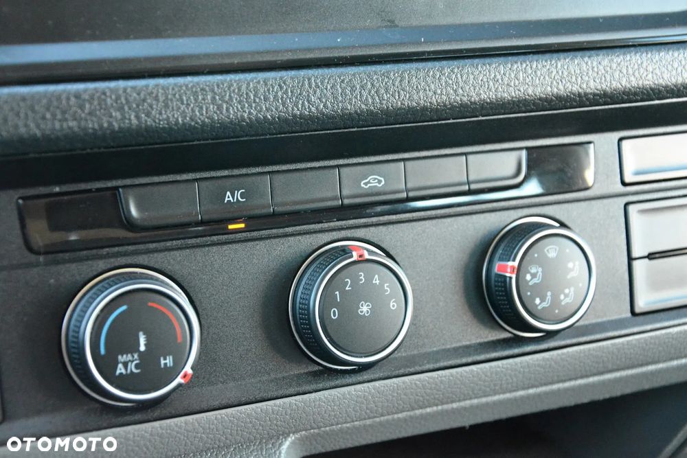 Volkswagen Crafter - 26