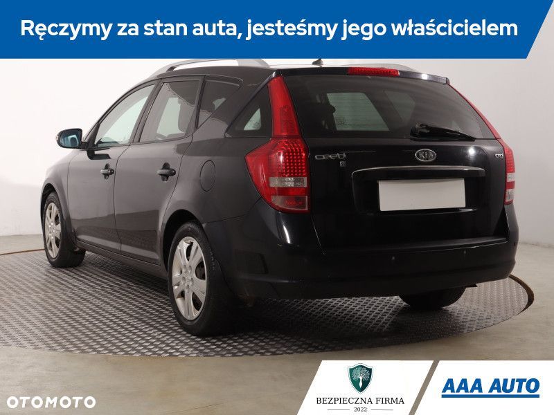 Kia Ceed - 6