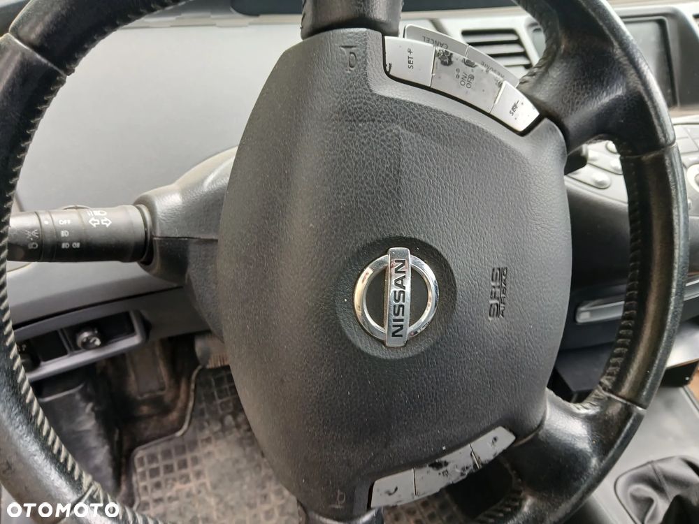 nissan primera P12 Z11 fotel fotele kanapa deska kokpit podsufitka boczek boczki klamka podłokietnik - 4