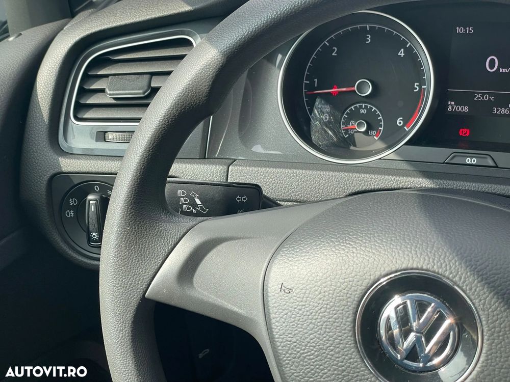 Volkswagen Golf 1.6 TDI Comfortline - 11