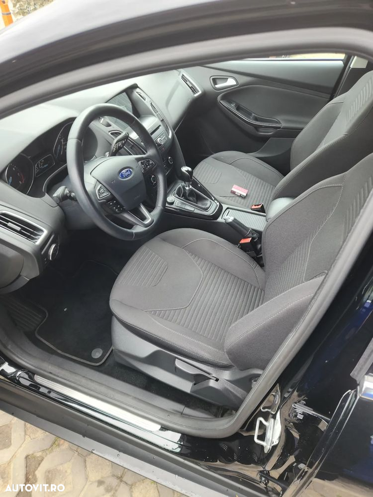 Ford Focus 1.5 Ecoboost Titanium - 10