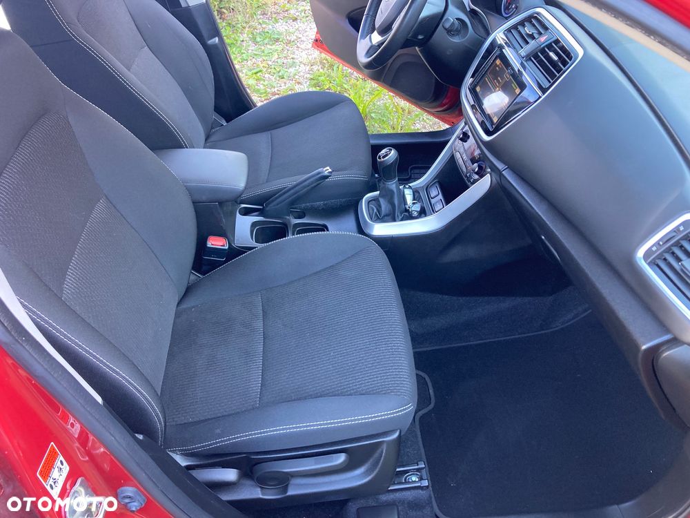 Suzuki SX4 S-Cross 1.0 T Comfort - 17