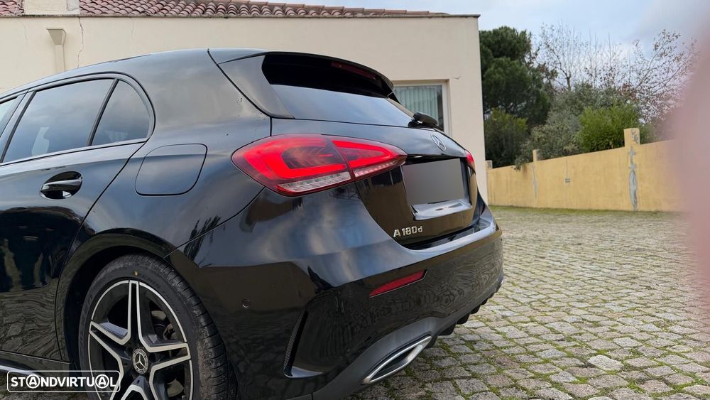 Mercedes-Benz A 180 d AMG Line Aut. - 24