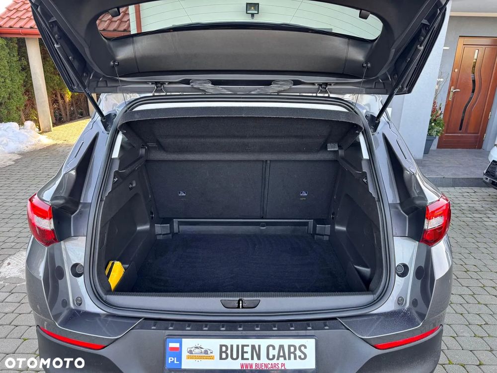 Opel Grandland X 1.6 D Start/Stop Business Edition - 26