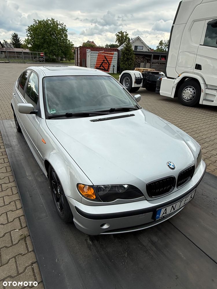 BMW Seria 3 320i - 3