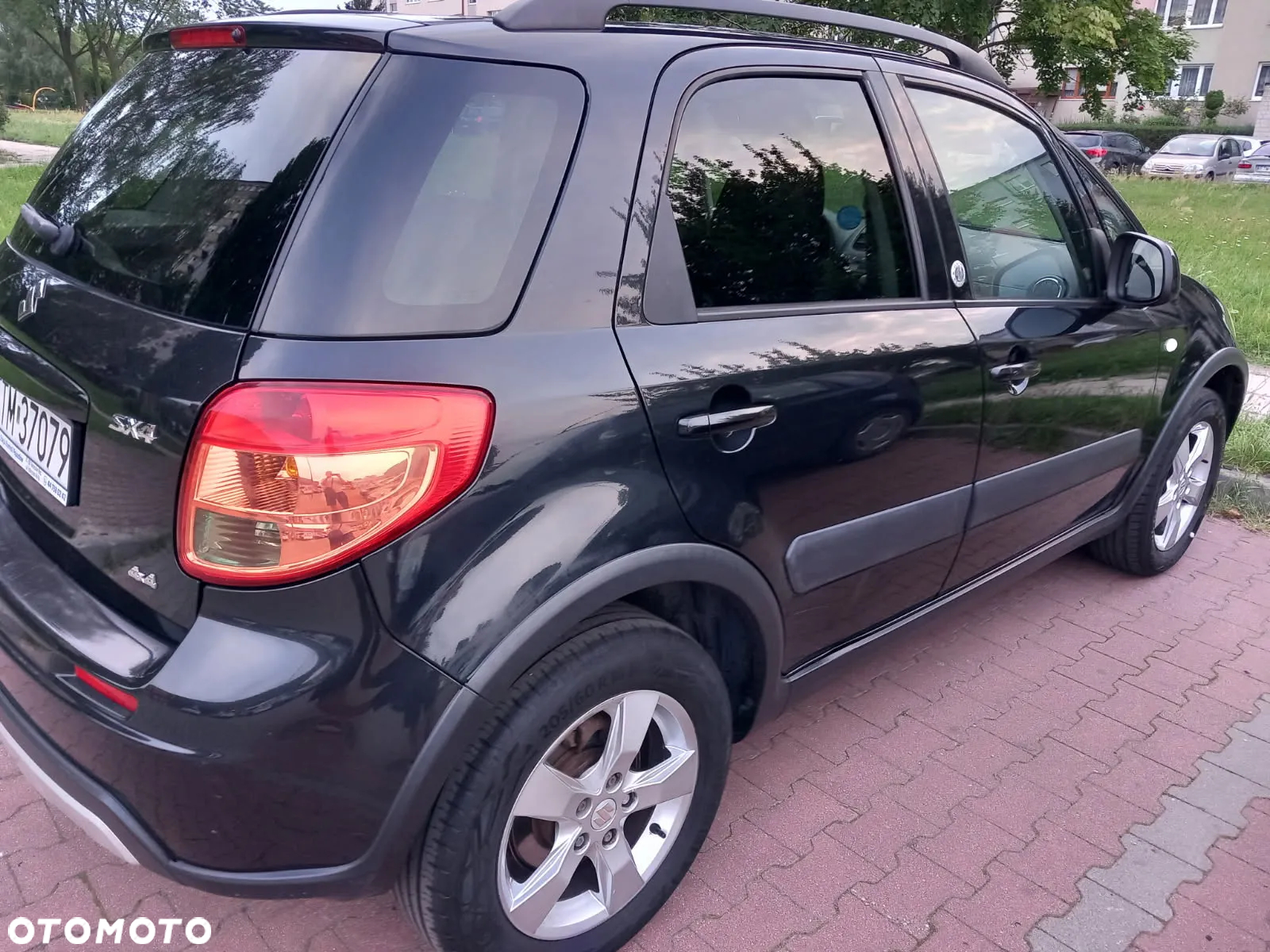 Suzuki SX4 1.6 Moonlight Edition 4WD - 3
