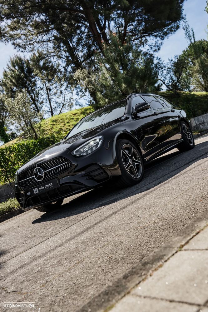 Mercedes-Benz E 300 de 4Matic 9G-TRONIC AMG Line - 4