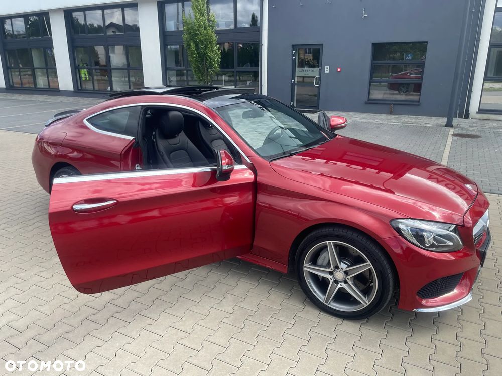 Mercedes-Benz Klasa C 300 7G-TRONIC AMG Line - 23