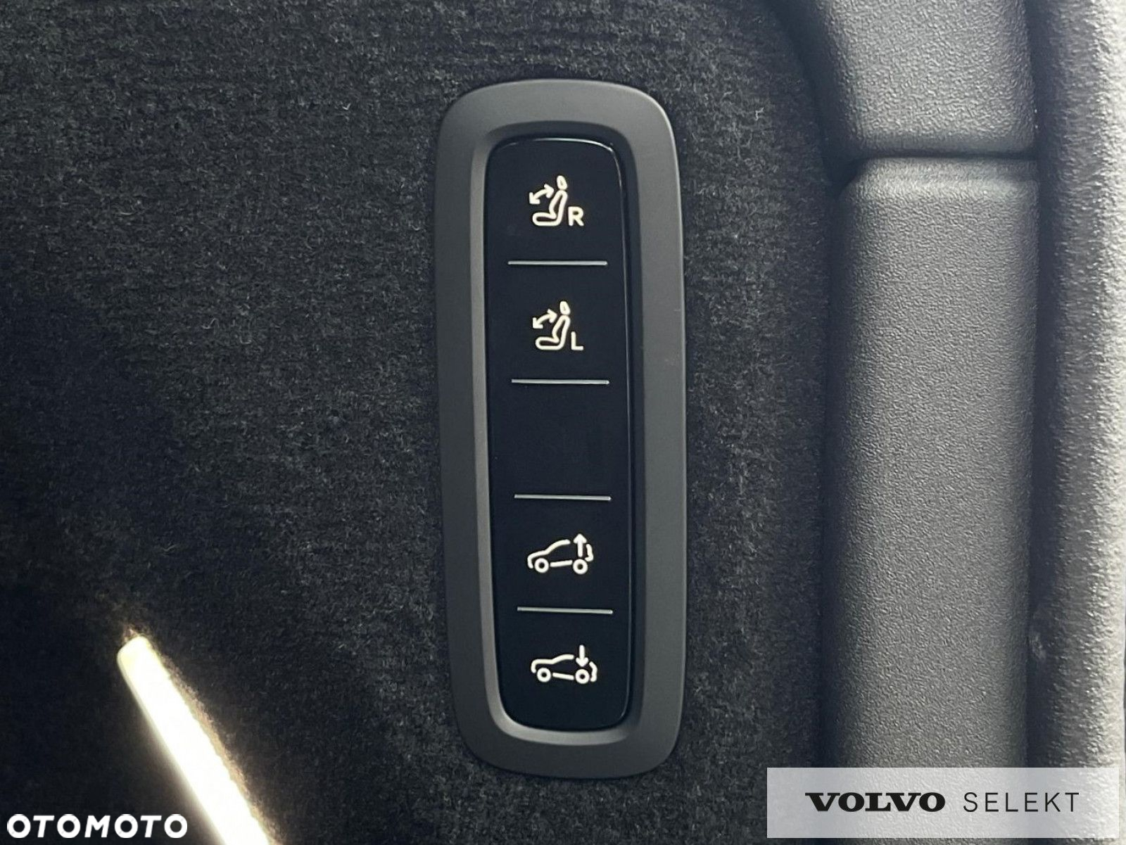 Volvo EX90 - 39