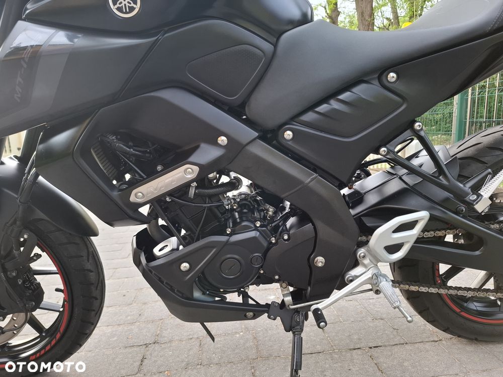 Yamaha MT - 21