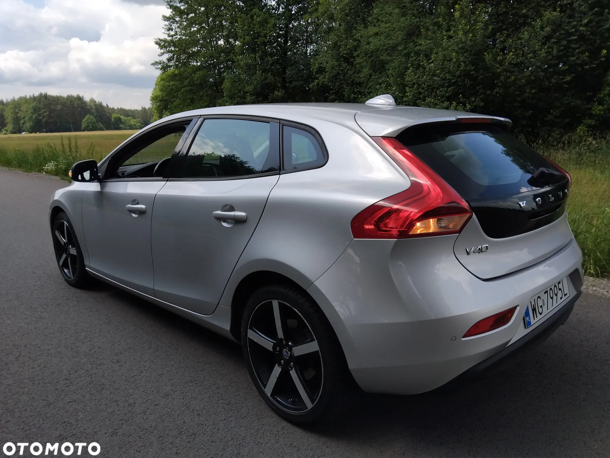 Volvo V40 D2 Momentum - 5