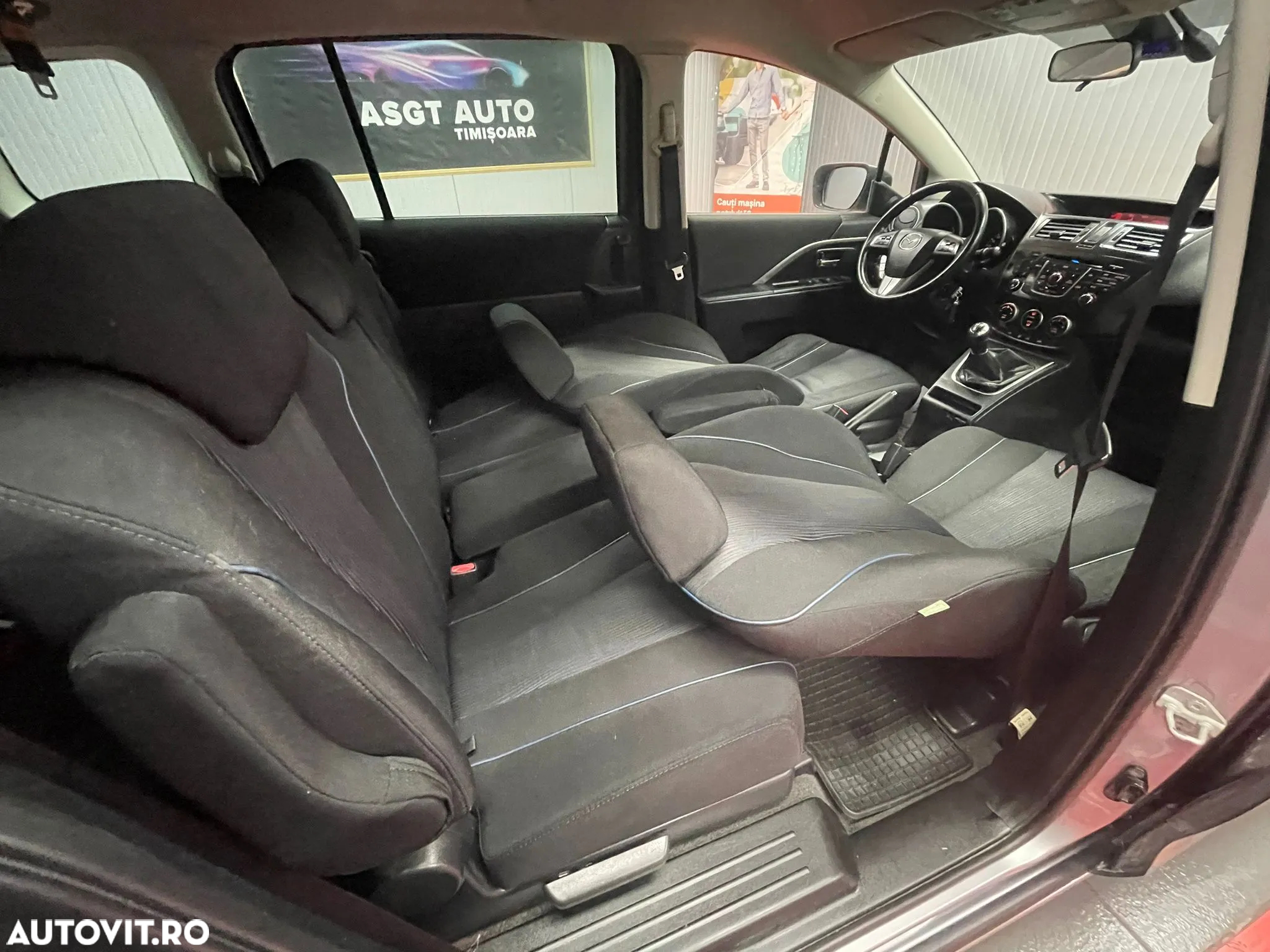 Mazda 5 - 15