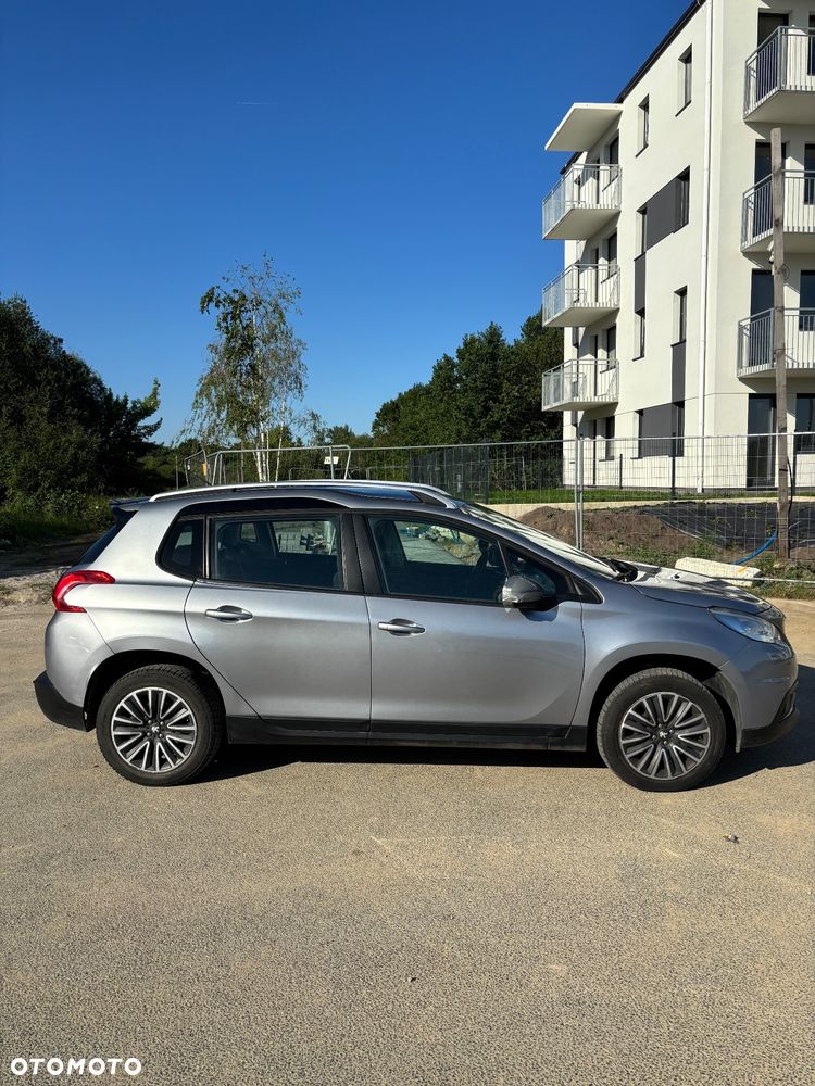 Peugeot 2008 1.2 Pure Tech Active - 4