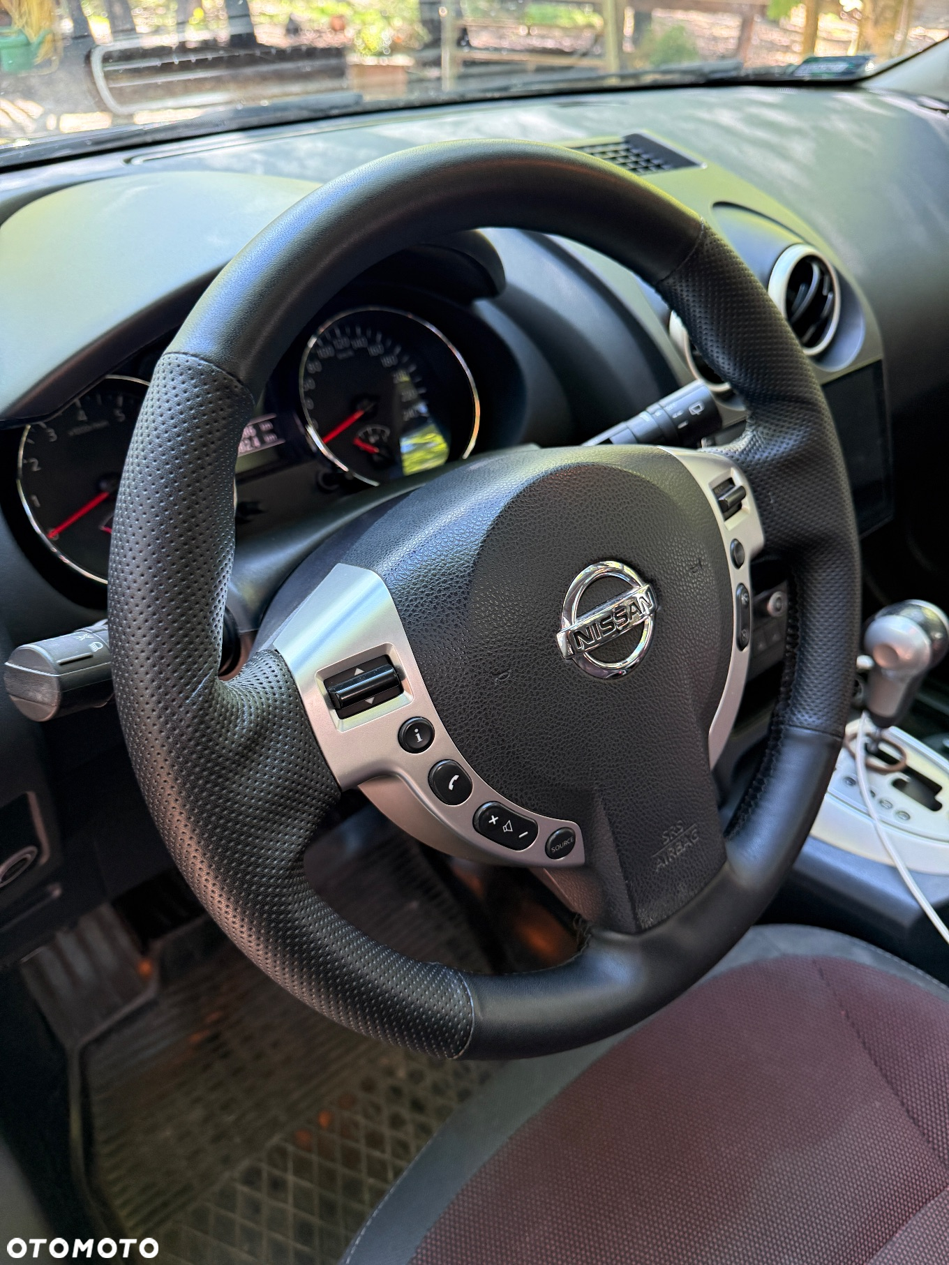 Nissan Qashqai - 8