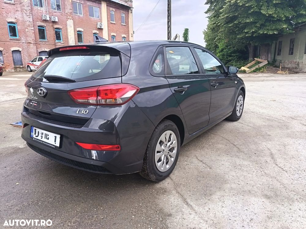 HYUNDAI i30 2023 — imagine 4