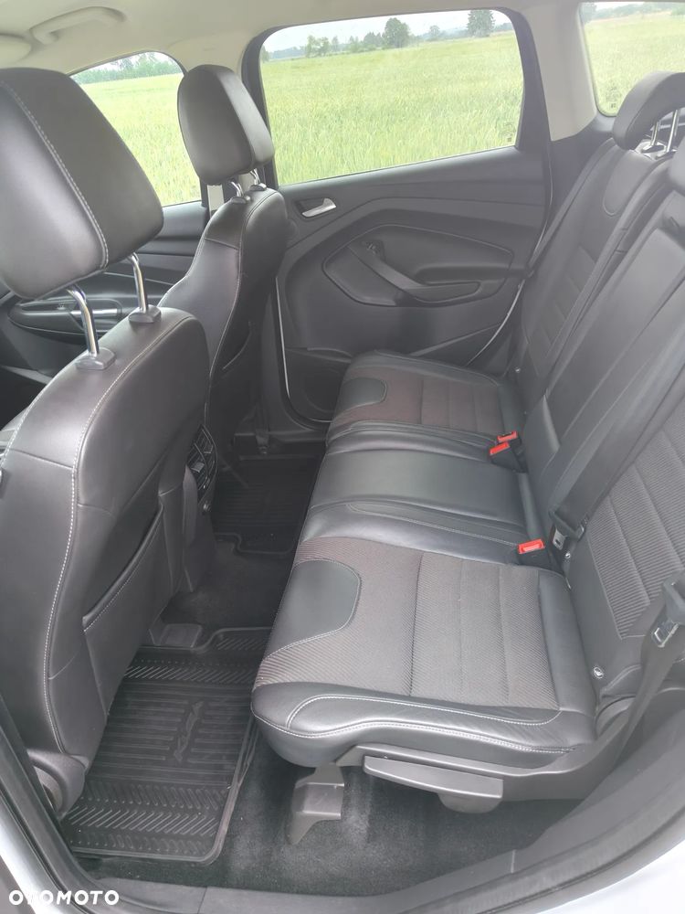 Ford Kuga 2.0 TDCi FWD Titanium - 9
