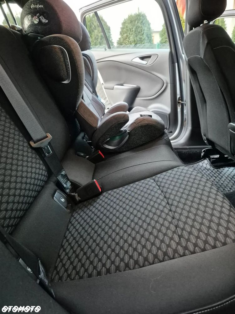 Opel Astra - 11