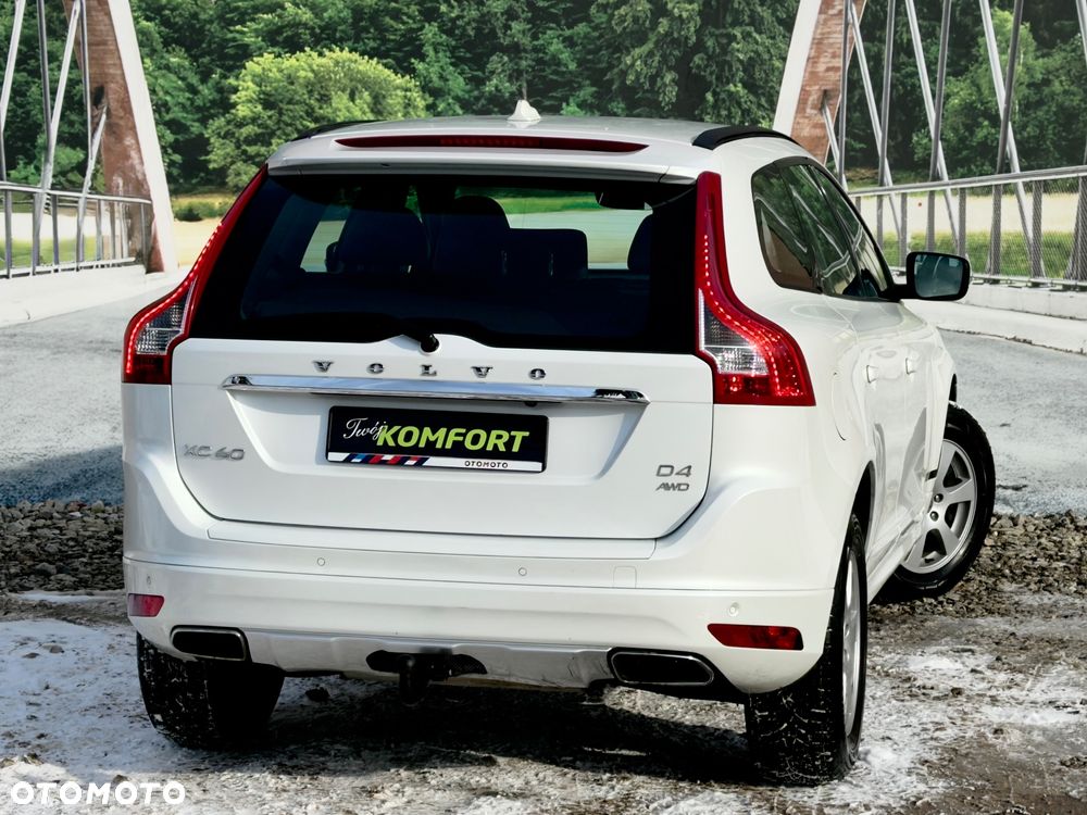 Volvo XC 60 D4 AWD Geartronic Summum - 6