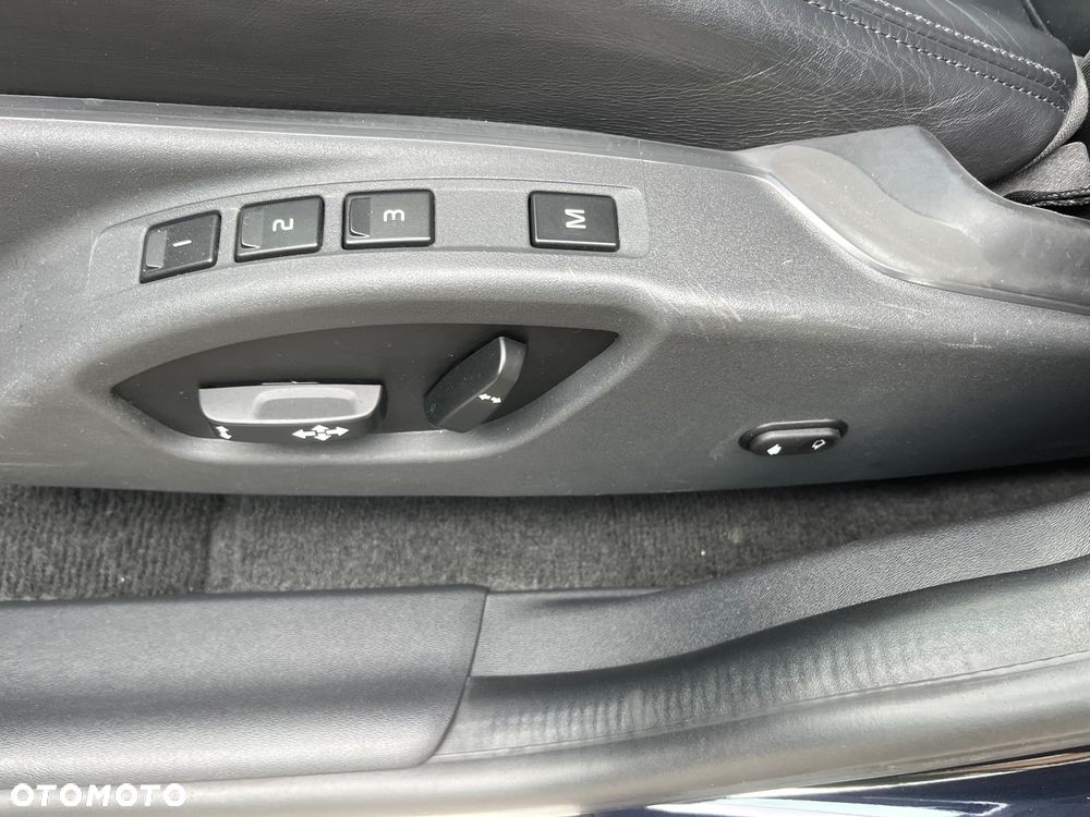 Volvo XC 60 - 22