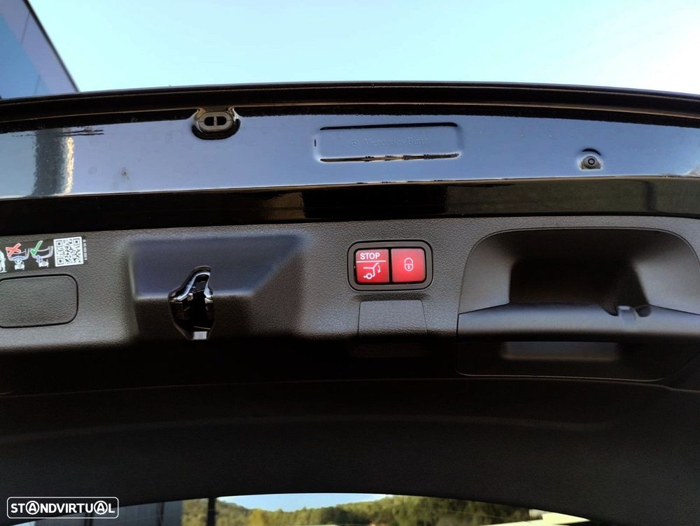 Mercedes-Benz CLA 250 e Shooting Brake AMG Line - 4