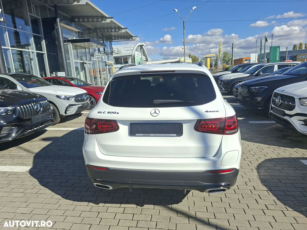Mercedes-Benz GLC - 3