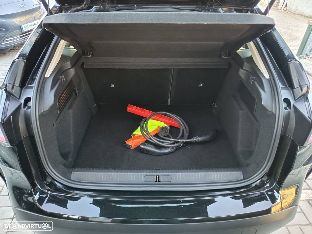 Citroën e-C4 50 kWh Autonomia Conforto Plus - 23