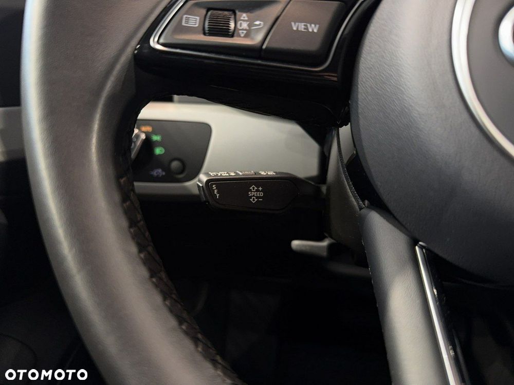 Audi A4 Limousine - 20