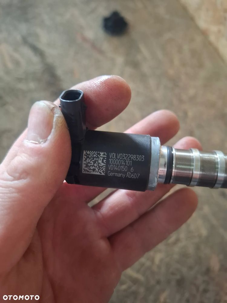 Volvo XC40 czujnik położenia wałka rozrządu 32298303 - 3