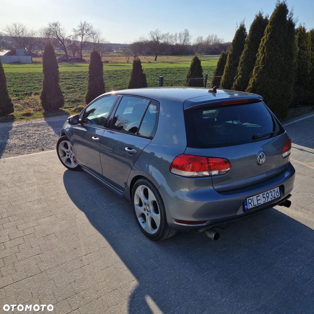Volkswagen Golf 2.0 GTI DSG - 6