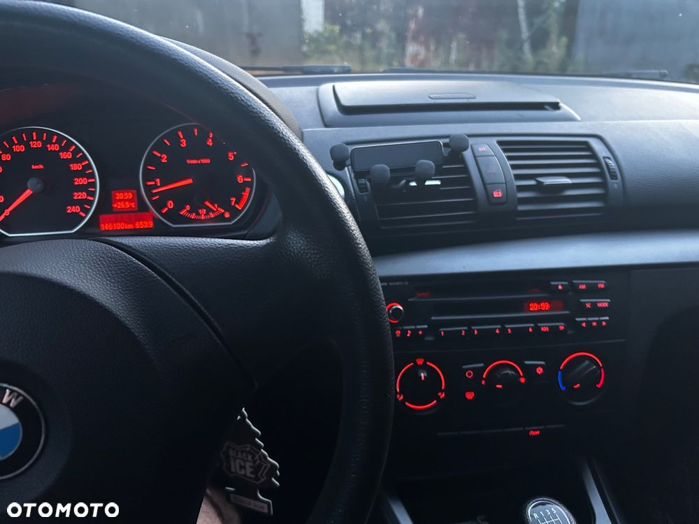 BMW Seria 1 - 11