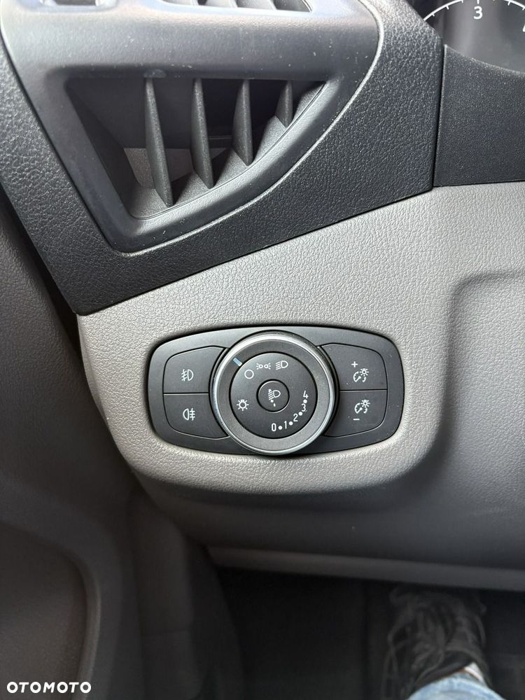 Ford Transit Connect - 24