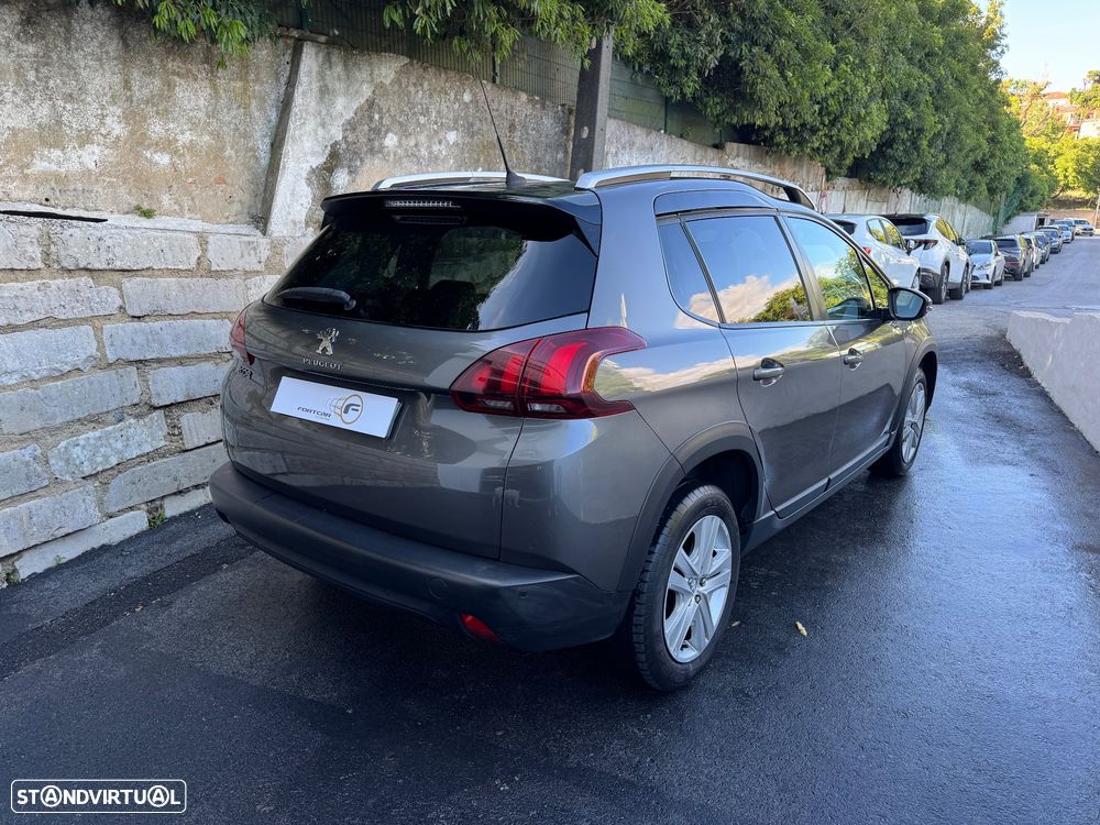 Peugeot 2008 BlueHDi 100 STOP & START Signature - 7