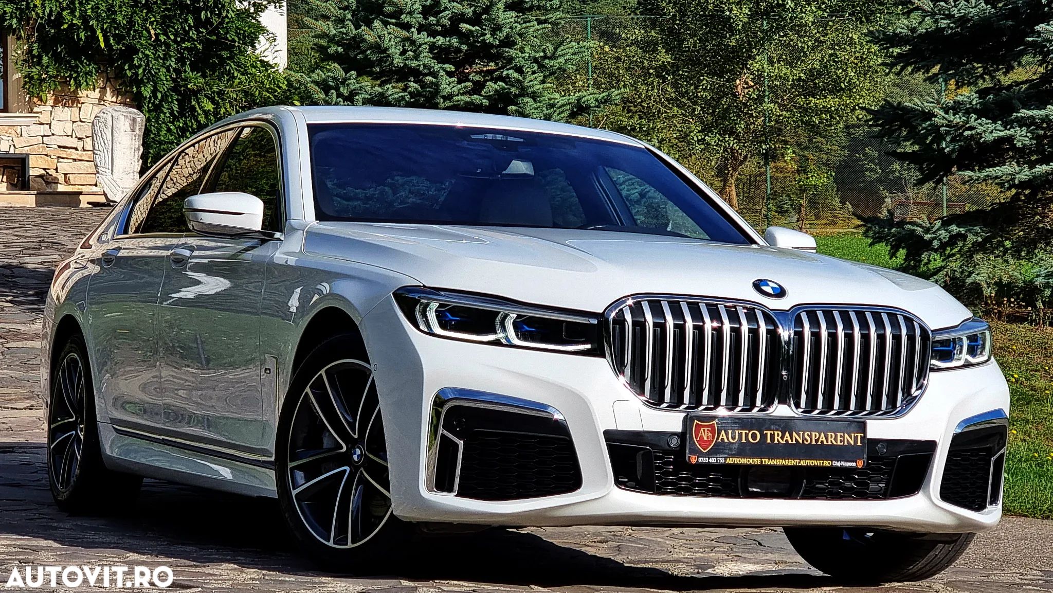 BMW Seria 7 745e - 1