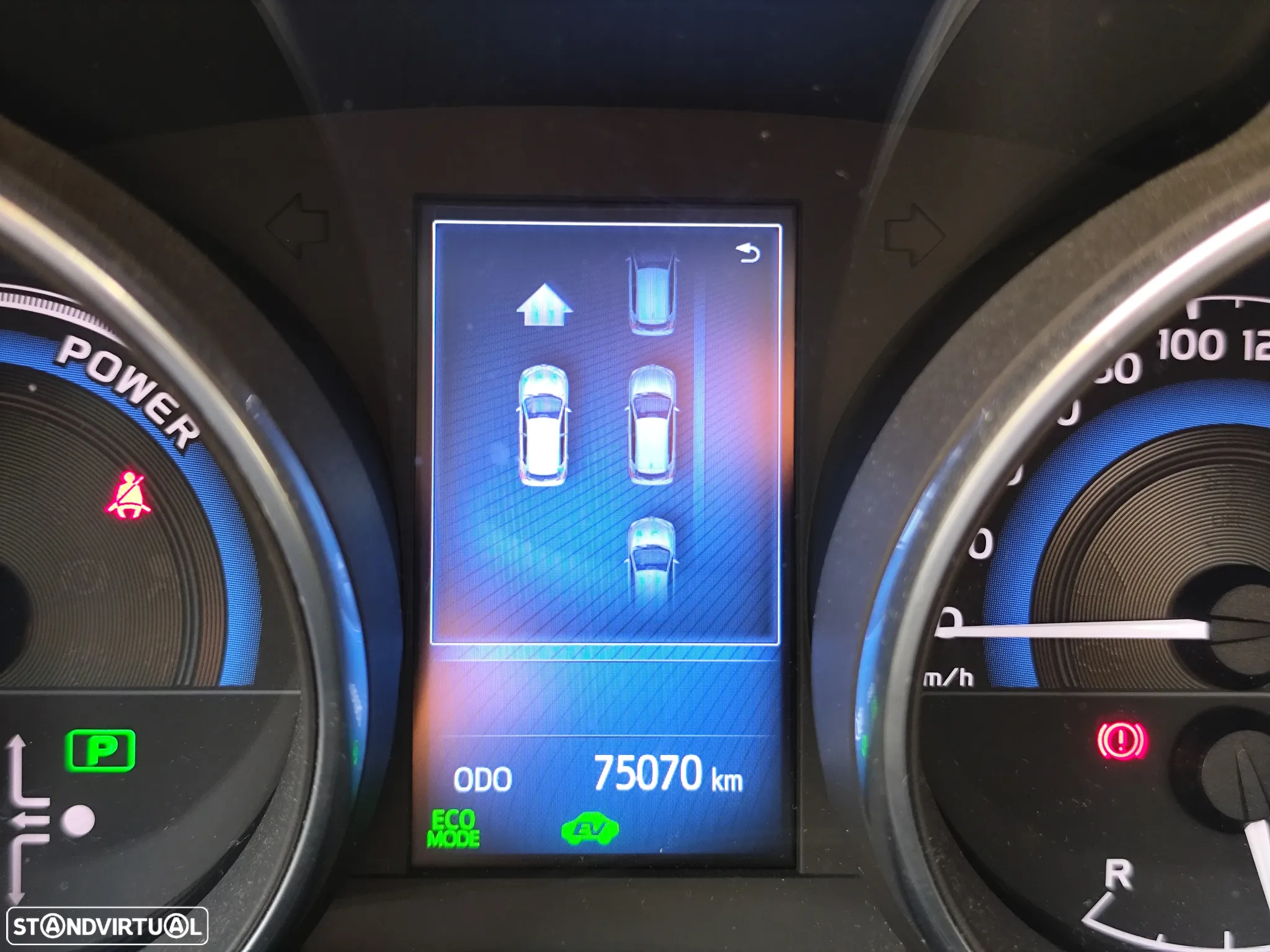 Toyota Auris 1.8 HSD Exclusive +TSS+Navi - 28