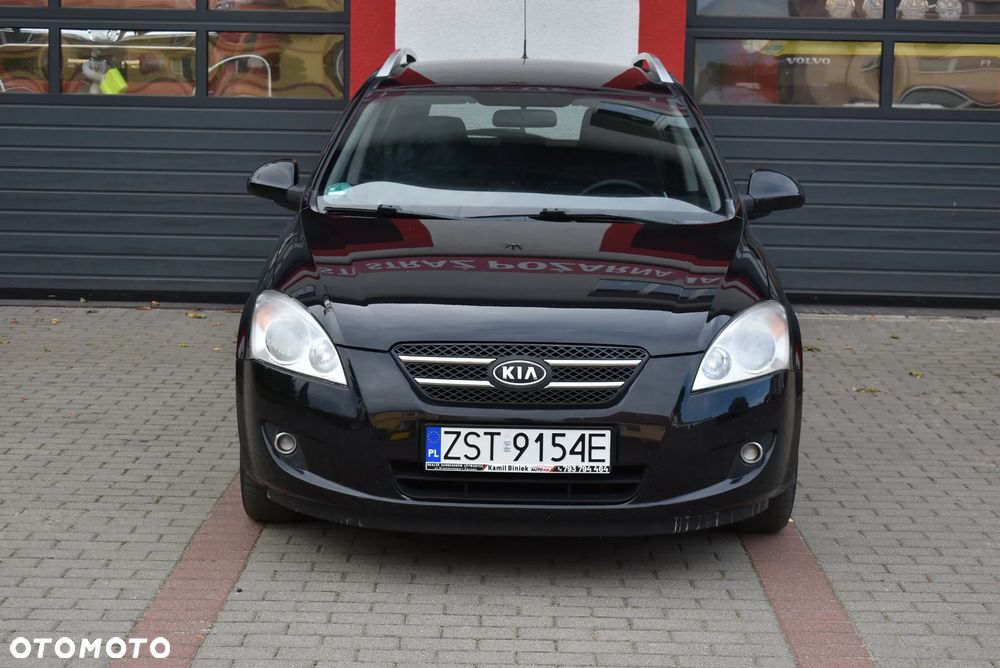 Kia Ceed - 29