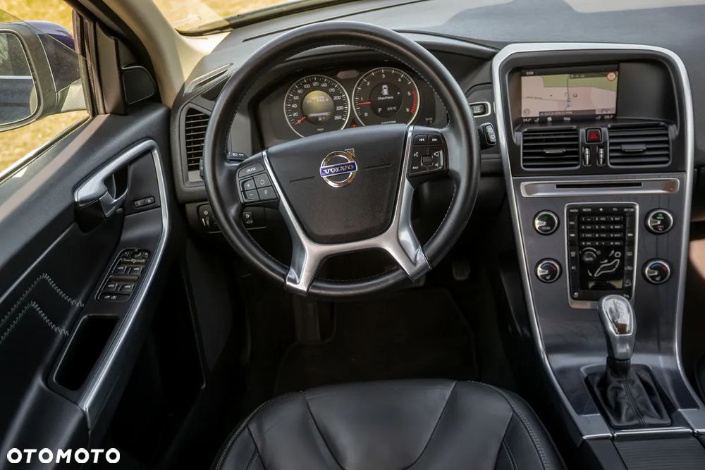 Volvo XC 60 2.4D AWD - 33