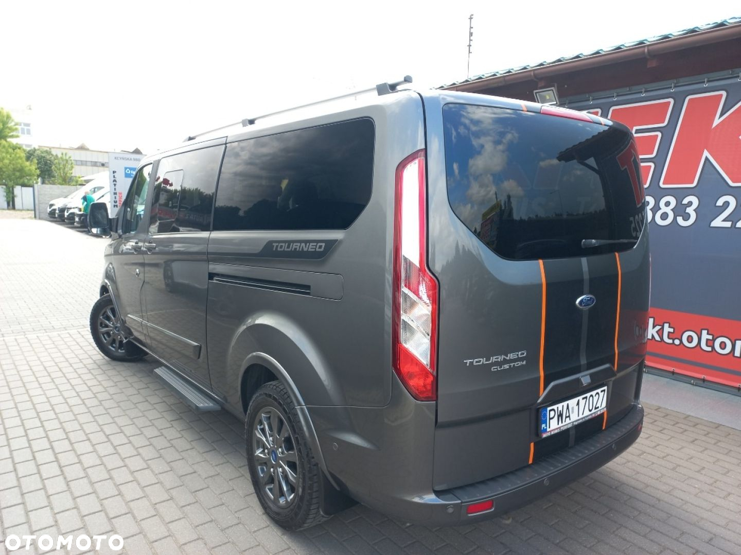 Ford Tourneo Custom - 6