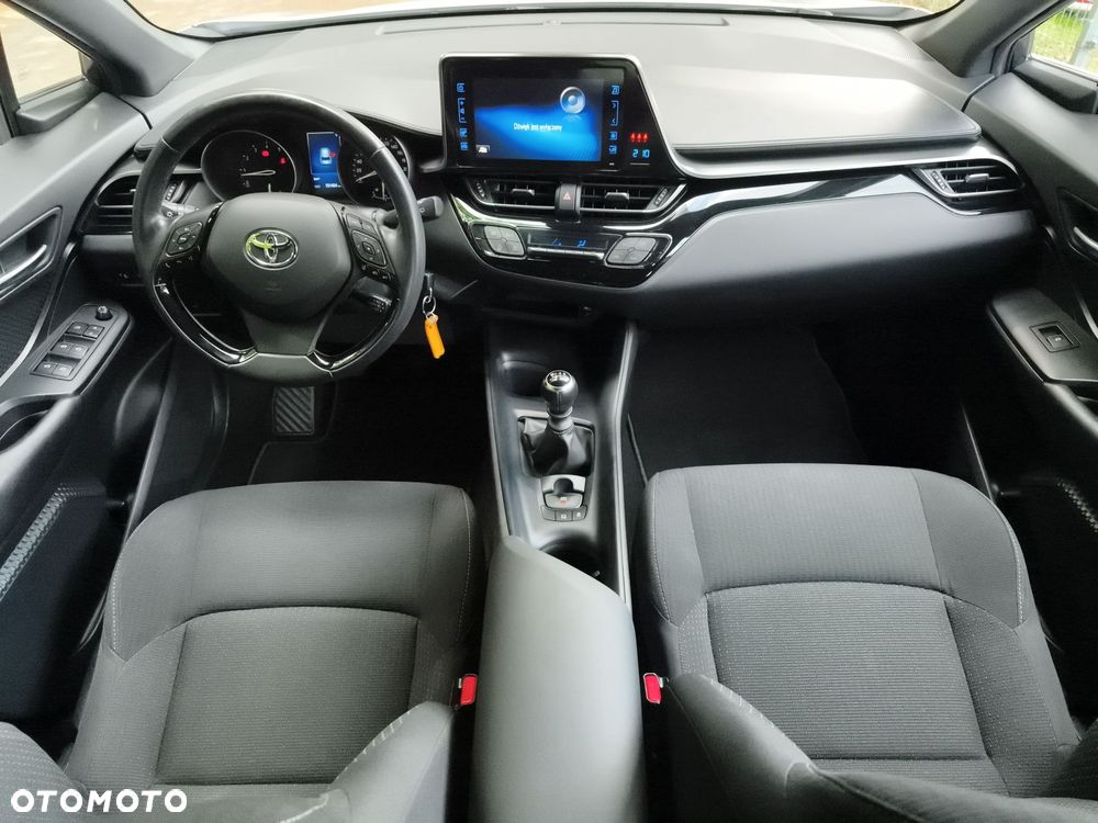 Toyota C-HR 1.2 T GPF Premium - 11