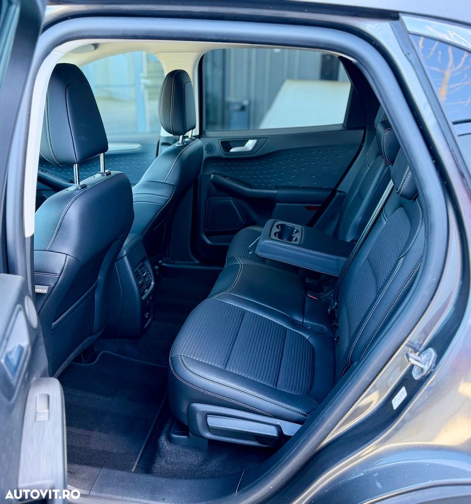 Ford Kuga 2.5 Duratec PHEV Titanium - 10