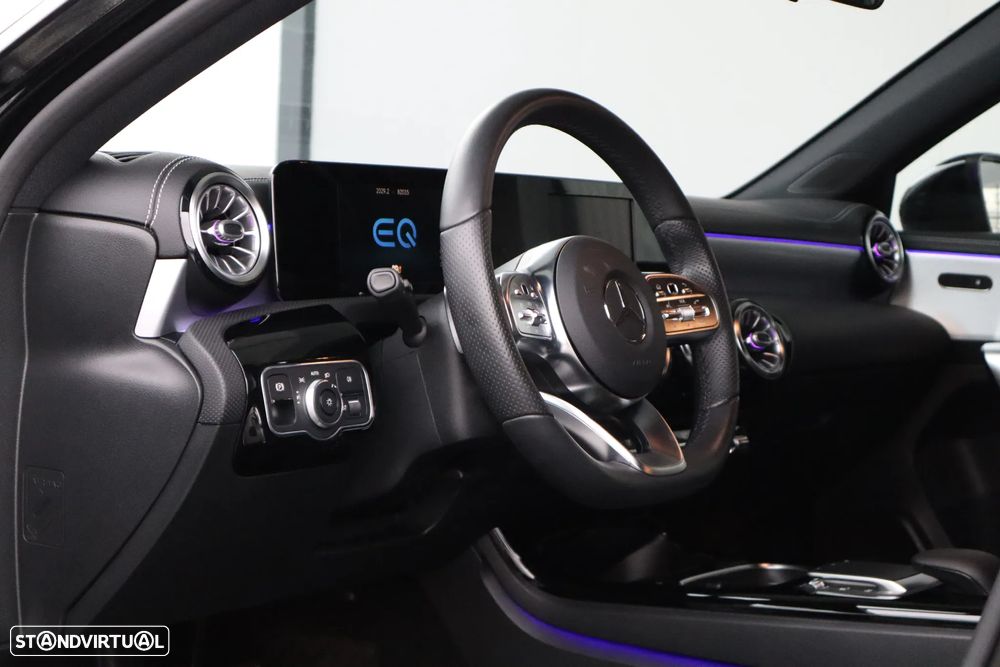 Mercedes-Benz A 250 e 8G-DCT AMG Line - 15